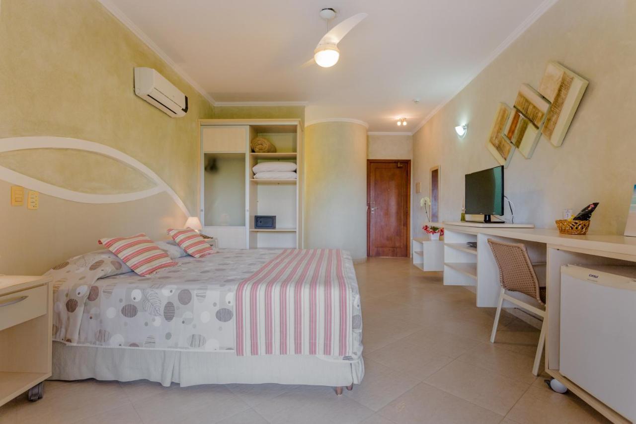 Beach Hotel Cambury กัมบูรี ภายนอก รูปภาพ